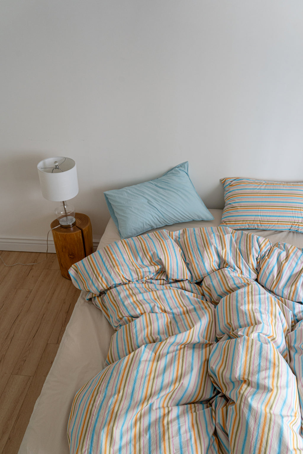 LOOM STRIPE BEDDING SET (Blue Sketch)