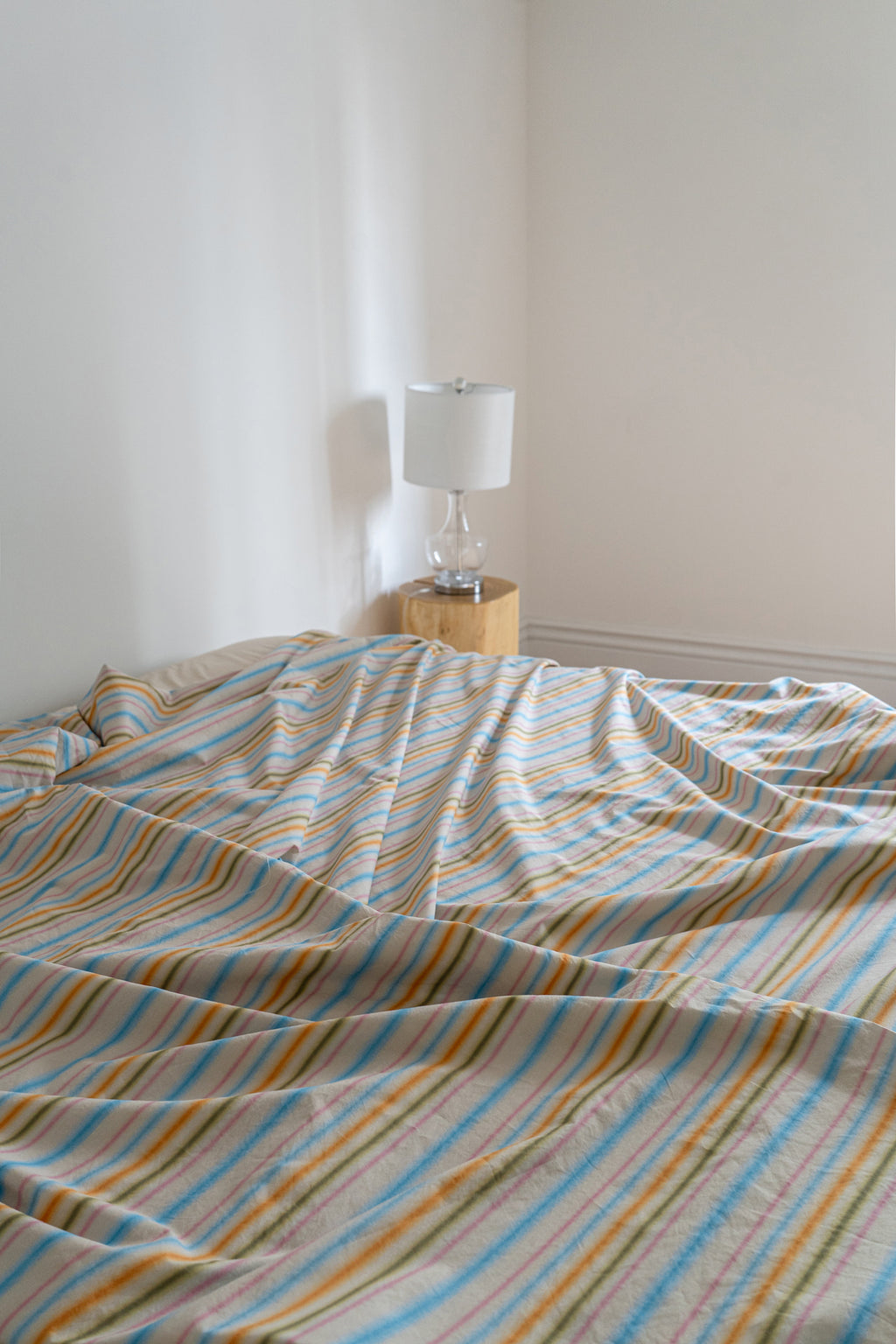 LOOM STRIPE BEDDING SET (Blue Sketch)