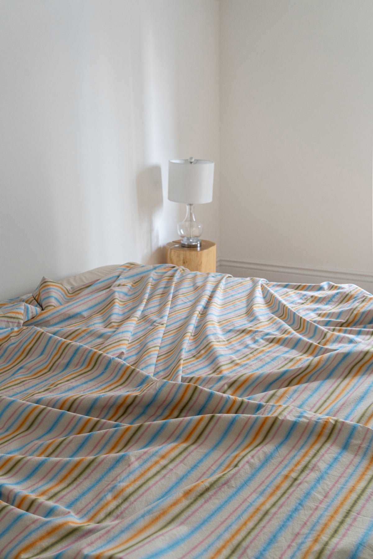LOOM STRIPE BEDDING SET (Blue Sketch)