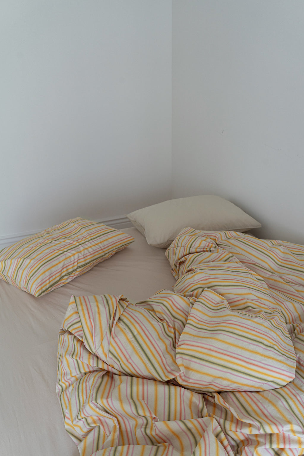 LOOM STRIPE BEDDING SET (Woven peach)